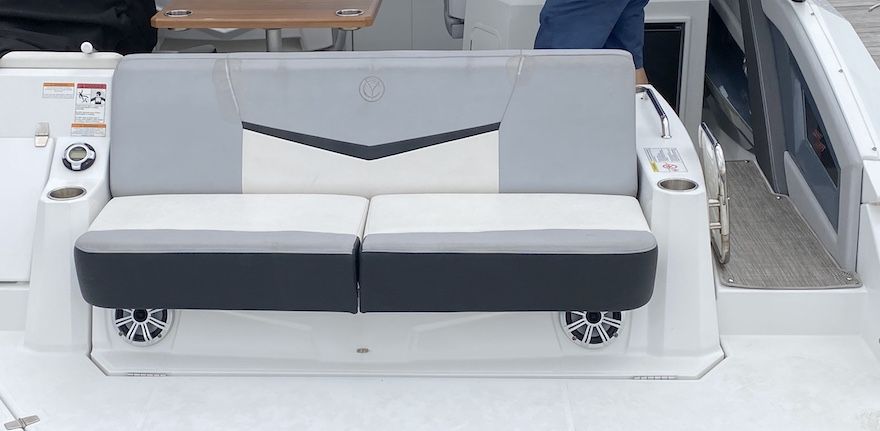 Upholstery-Color-Switch-00-A.jpg